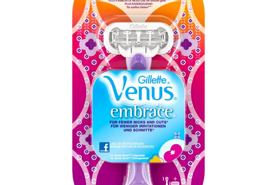 Eine Packung Gillette Venus Embrace Rasierer mit fünf Klingen.