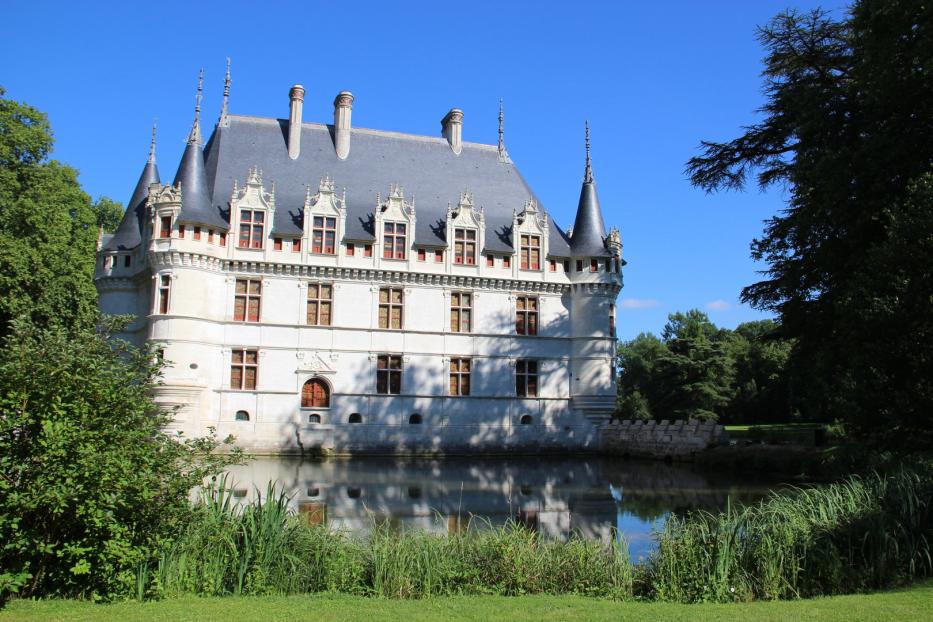 Romantisches im Wasser: Château d&#039;Azay-le-Rideau