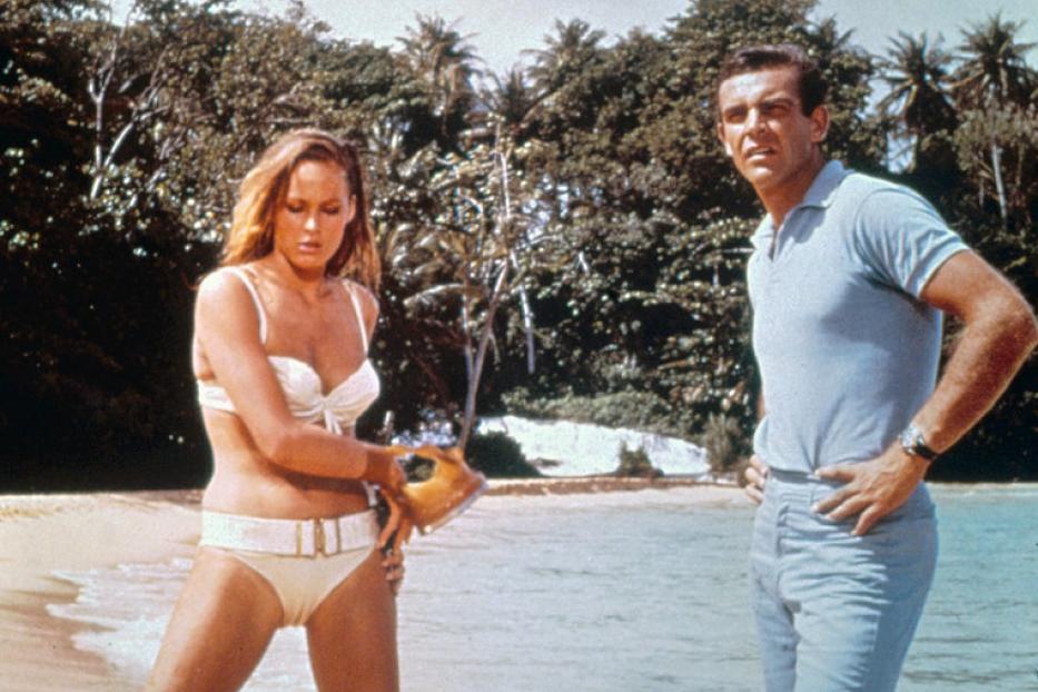 Ursula Andress und Sean Connery am Strand von Laughing Waters: Zwischen Jänner und März 1962 entstand hier mit Minimalbudget von einer Million Dollar „Dr. No“, der erste Bond-Film. 59 Jahre und weitere 24 Bond-Filme später ist Geheimagent 007 immer noch Kult