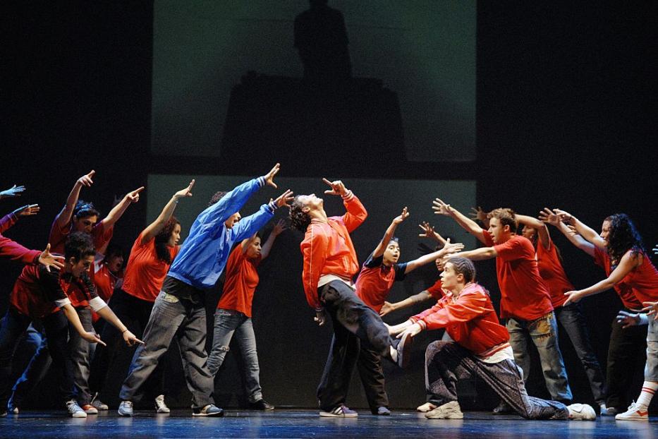 Ähnlich wie diese Tanz-Szene begeistert auch die Choreografie von Sadeck Waff das Publikum (Symbolbild).