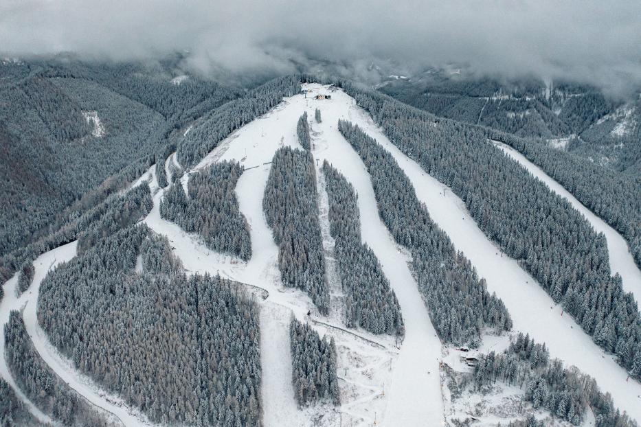 Der Semmering ist bereits tief verschneit