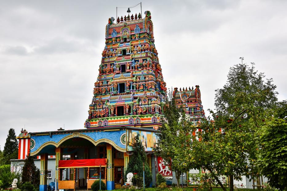 Fast wie am Ganges“: In Hamm in Westfalen steht der größte Hindu-Tempel Kontinentaleuropas.