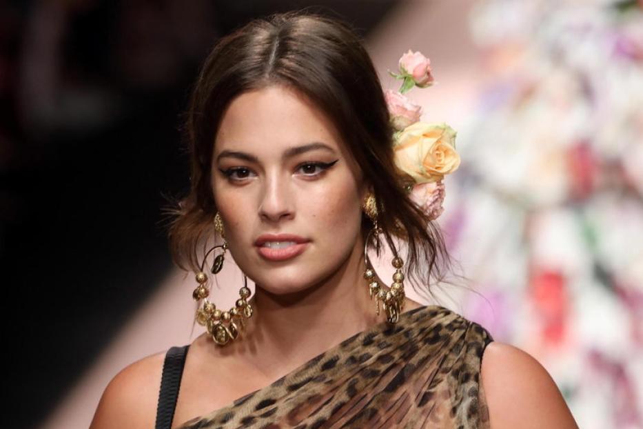 Plus-Size-Model Ashley Graham bei der Mailländer Fashion Week 2019