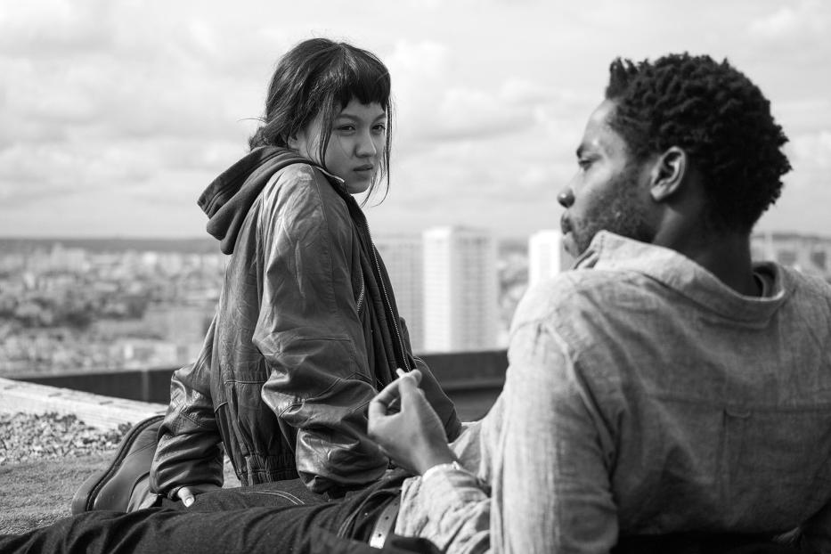 Sie ist verliebt, er nicht: Lucie Zhang und Makita Samba in Jacques Audiards „Wo in Paris die Sonne aufgeht“