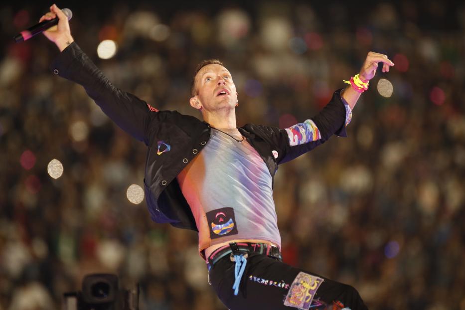 The British rock-pop band Coldplay offers a concert in a city in western Mexico