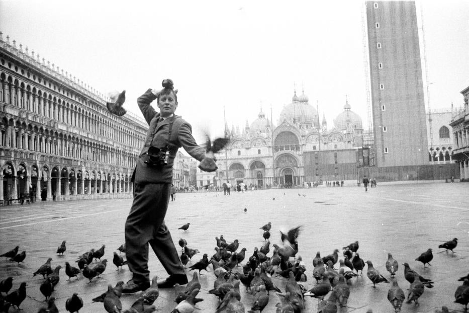 1996: Elfie Semotan fotografiert Martin Kippenberger in Venedig