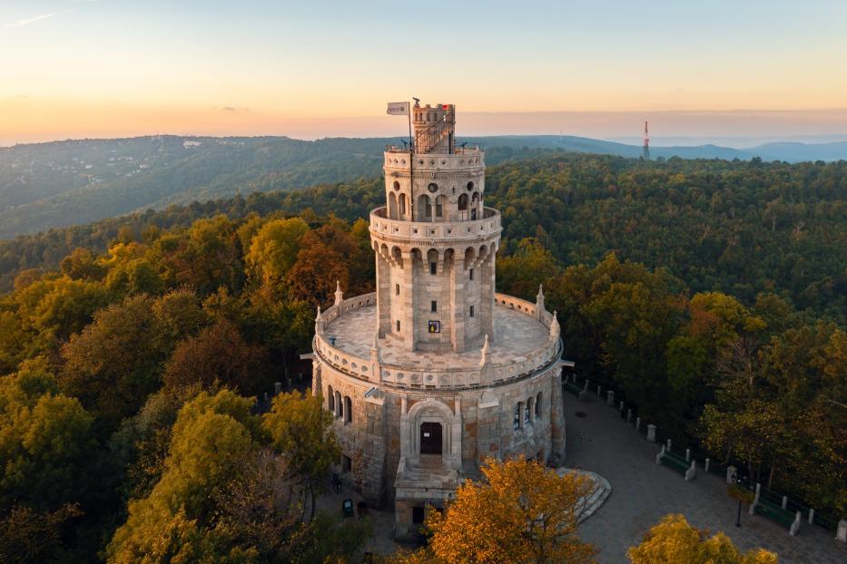 Elisabeth-Aussichtsturm (Erzsébet-kilátó)