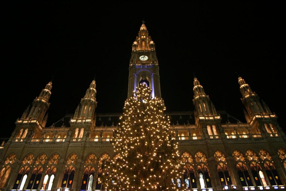 Lust auf Österreich_Christbaum_Rathaus 