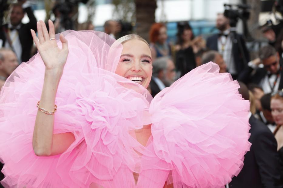 Influencerin Leonie Hanne machte den Barbiecore-Trend mit