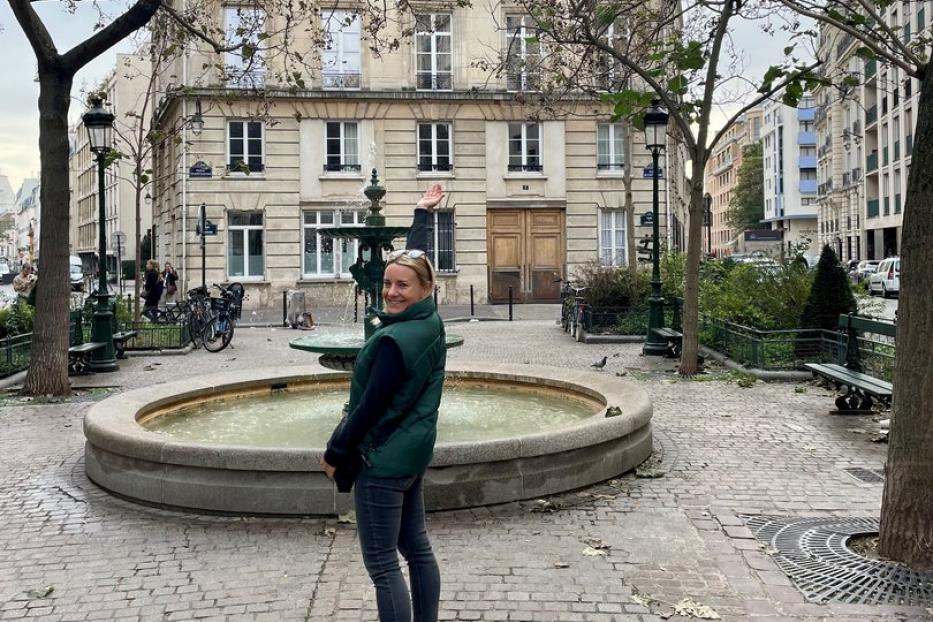 Posen am Place de l’Estrapade im Quartier Latin, wo Serien-Emily ein Apartment bewohnt