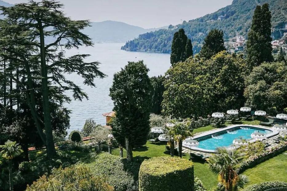 ausblick auf Comer See, Pool vom Hotel Passalaqcua in Italien