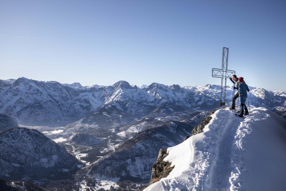 Der Wintersport-Berg: Skifahren, Schneeschuhwandern und Skitouren mit herrlichem Panorama vom Gipfel des Kasbergs