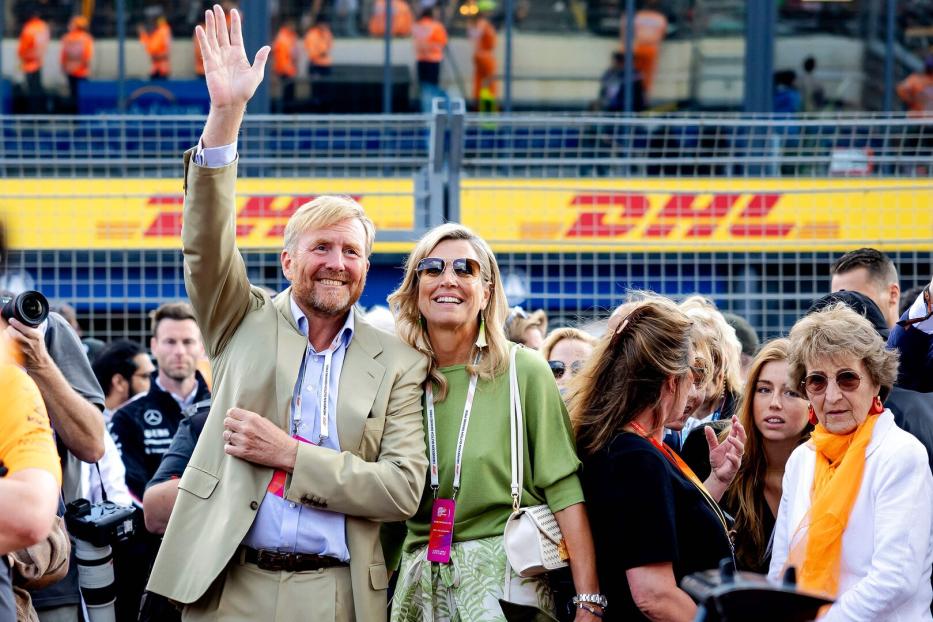 Königin Máxima mit ihrem Ehemann Willem-Alexander beim Formel-1-Rennen