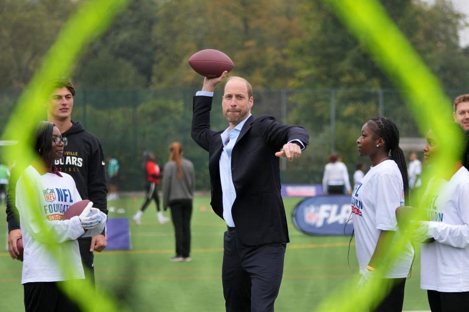 Prinz William spielt Football 