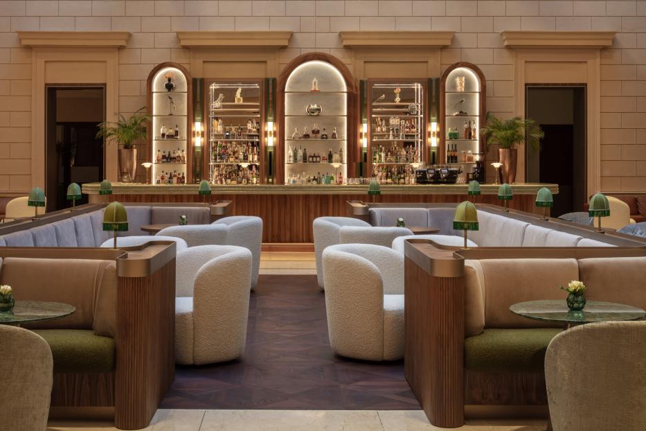 Theo's Bar