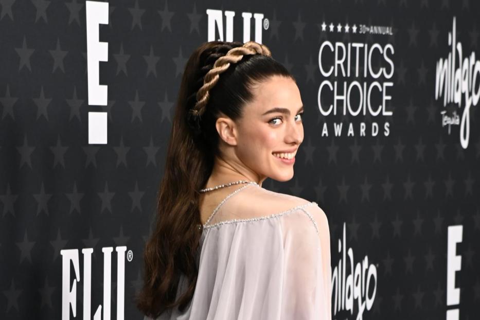 Margaret Qualley Anfang Februar 2025 bei den Critics Choice Awards
