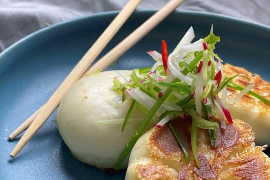 Zucchini-Buns mit Champignons