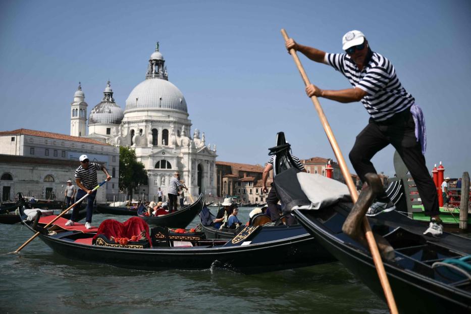 ITALY-VENICE-WEDDING-BEZOS-ARRIVALS