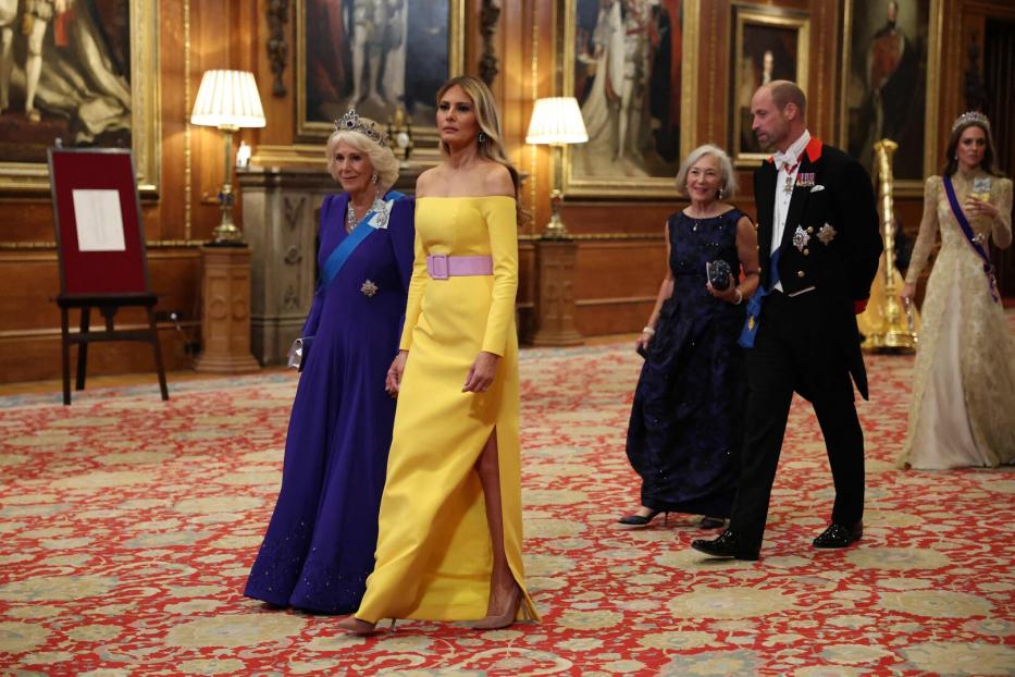 Camilla, Melania Trump, Prinz William und Kate bei einem formellen Anlass in Großbritannien.