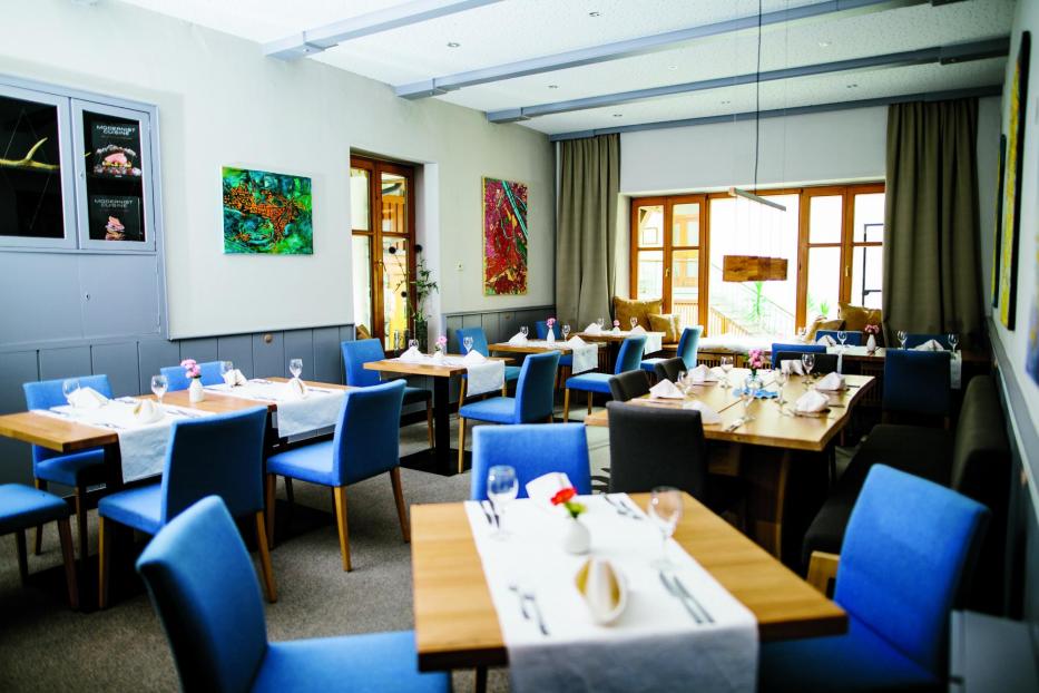 Innenansicht Bärenwirt und der kleine Bär