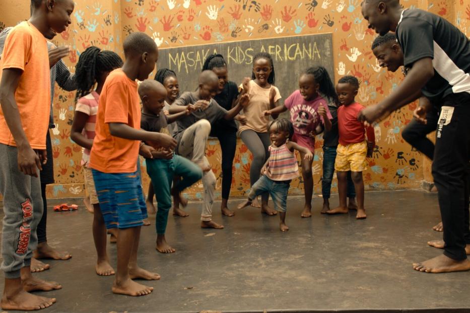 Tanz-Sensation: Masaka Kids