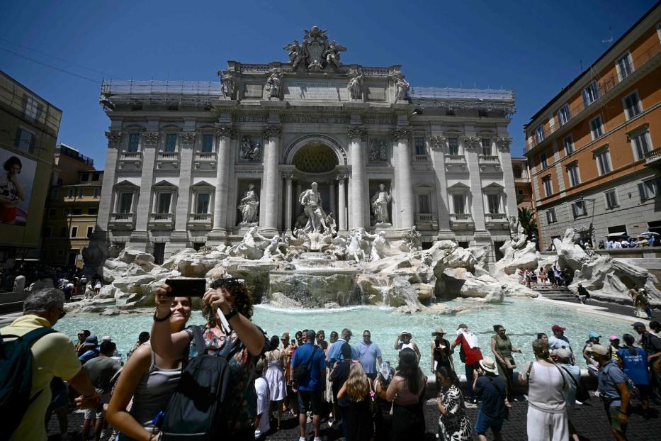 ITALY-HEAT-CLIMATE-WEATHER-MONUMENT-TOURISM