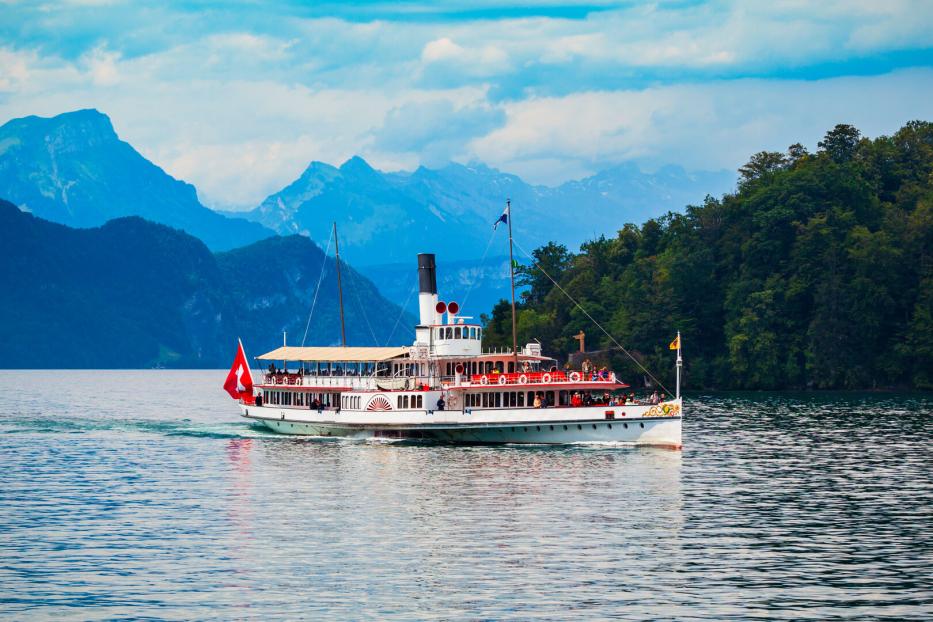 Tourist cruise boat, Lucerne Lake