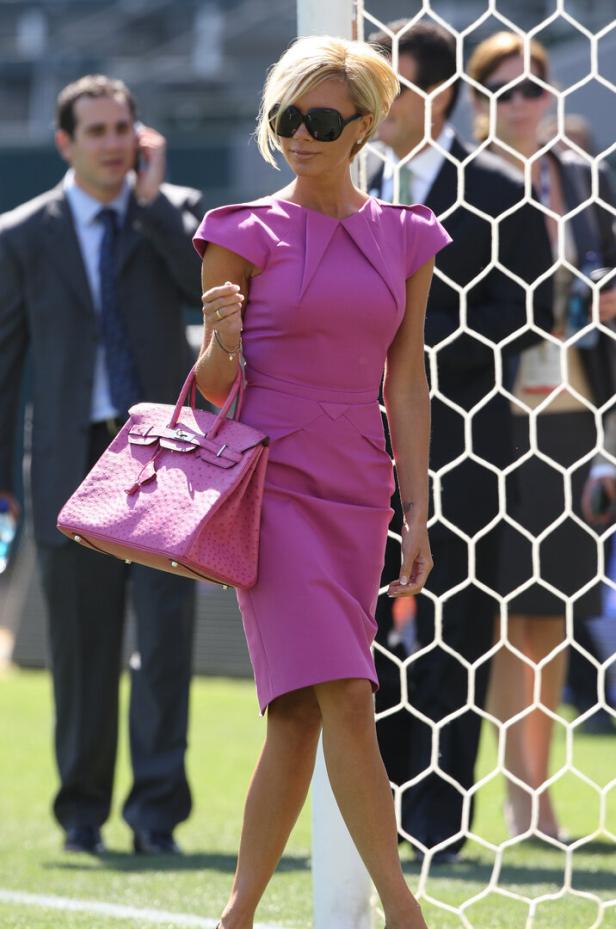 Victoria Beckham als platinblonde Spielerfrau (2007) Victoria Beckham als platinblonde Spielerfrau (2007)