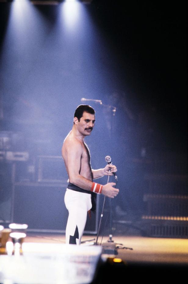 FILES-BRITAIN-CINEMA-FILM-MUSIC-QUEEN