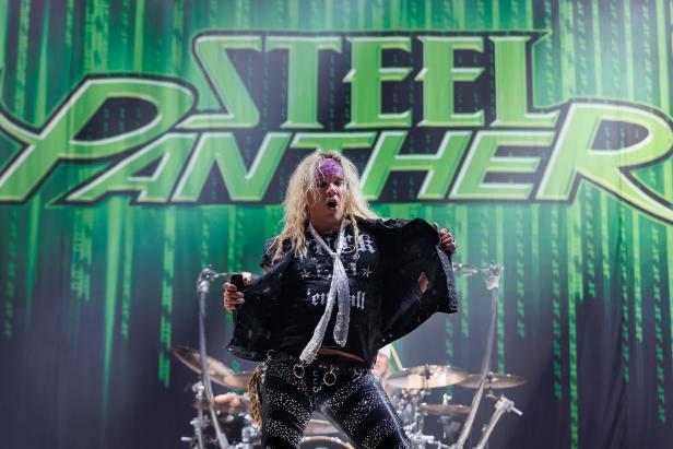 NOVA ROCK 2022: KONZERT - STEEL PANTHER