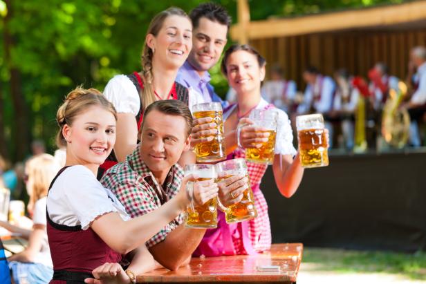 Das sind die schönsten Dirndl- und Lederhosen-Veranstaltungen in Österreich