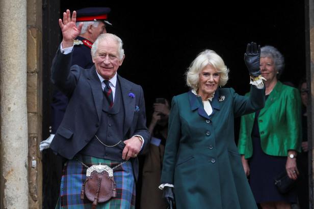 Official ceremony to mark Dunfermline as a city, in Dunfermline