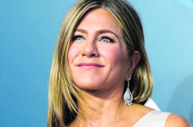 FILE PHOTO: 26th Screen Actors Guild Awards  Arrivals  Los Angeles, California, U.S., January 19, 2020  Jennifer Aniston