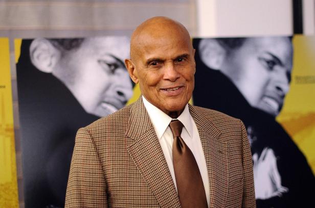 FILES-US-FRANCE-BELAFONTE-AWARD