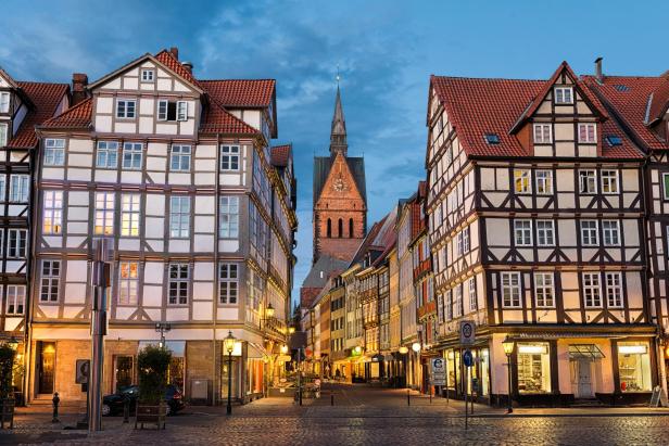 Hannover: Marktkirche und Altstadt am Abend 