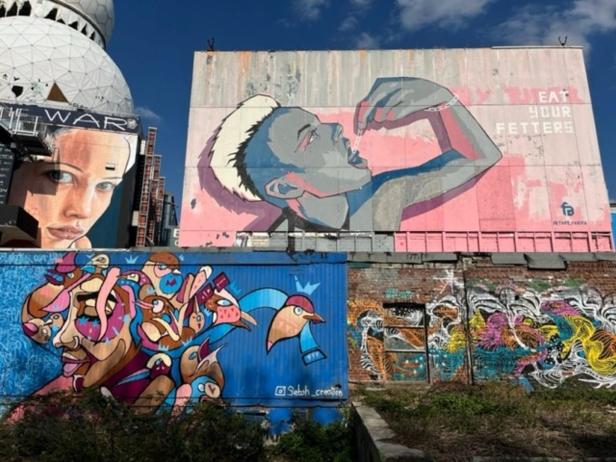 Die Ex-Abhöranlage am 120 Meter hohen Teufelsberg ist eine der größten Street-Art-Galerien der Welt