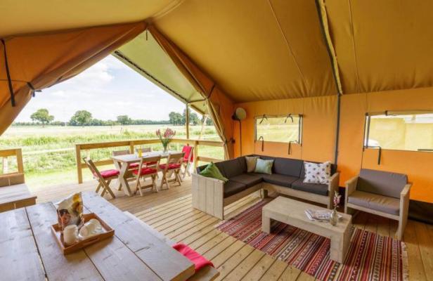 Lodgetent beim Vakantiepark Twee Bruggen