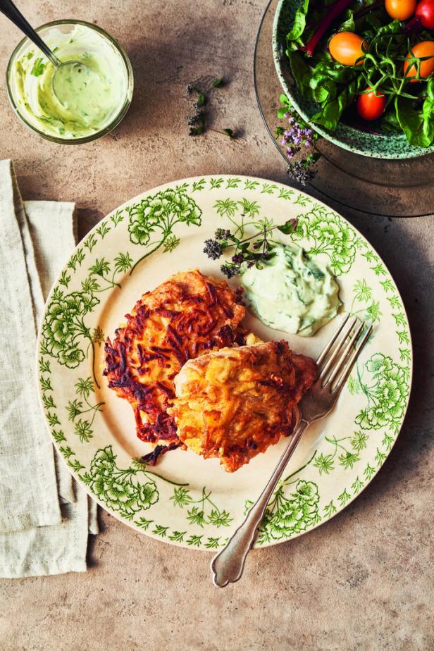 Putenschnitzel im kunsprigen Eräpfelmantel 