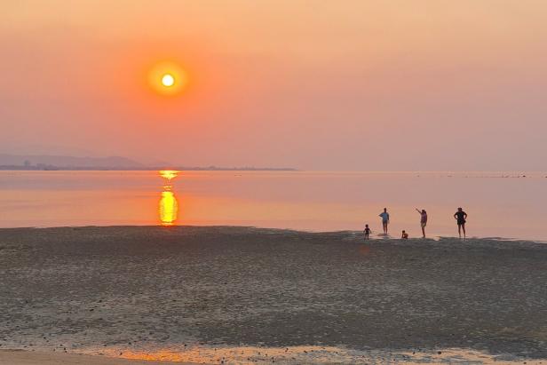 Schöne Sonnenuntergänge auf der Insel Timor