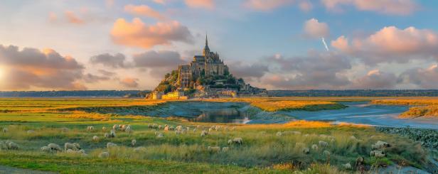 Kloster auf der Gezeiteninsel Mont Saint Michel