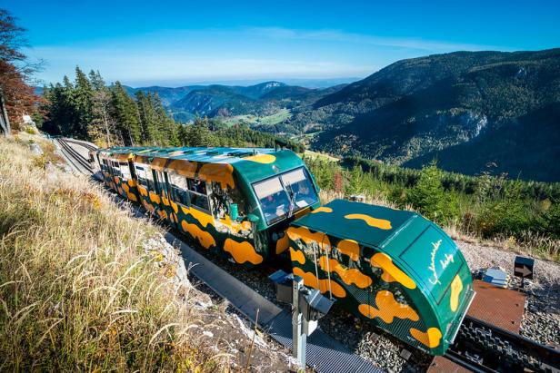 Schneebergbahn Salamanderzug