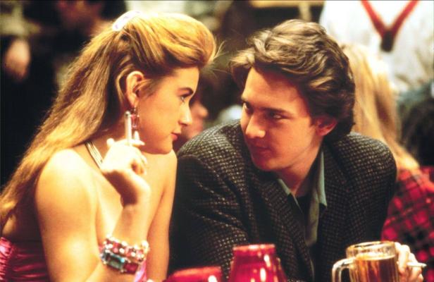 Demi Moore und Andrew McCarthy im Film "St. Elmo's Fire"