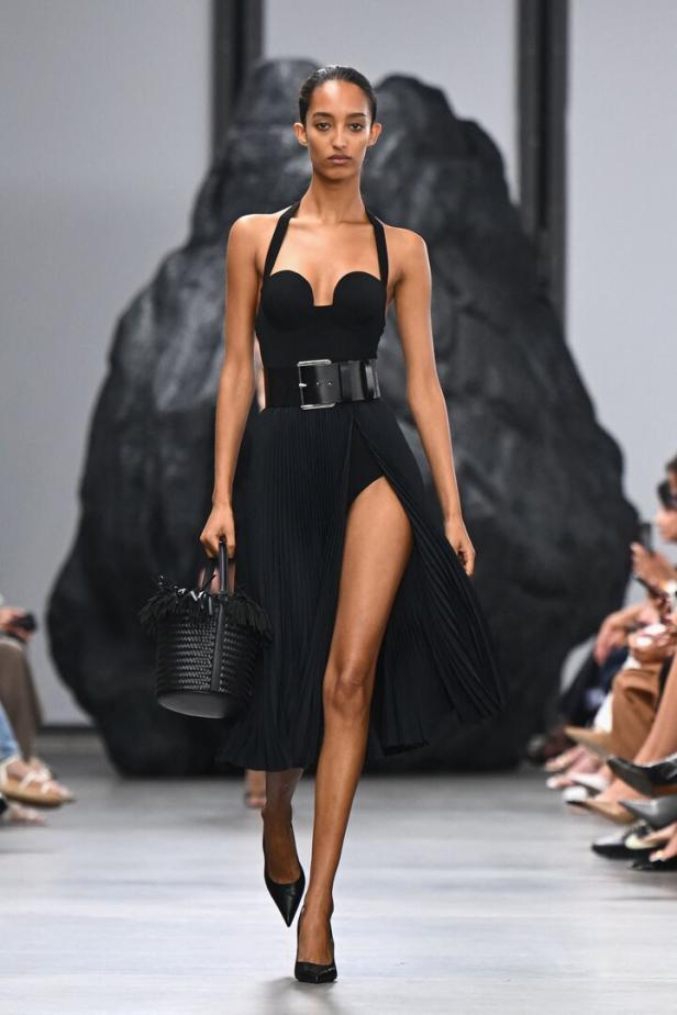 Michael Kors Modell während der New York Fashion Week