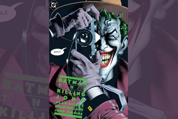 Das Cover für den Comic-Band "The Killing Joke". Darauf schießt ein teuflisch aussehender Joker ein Foto.