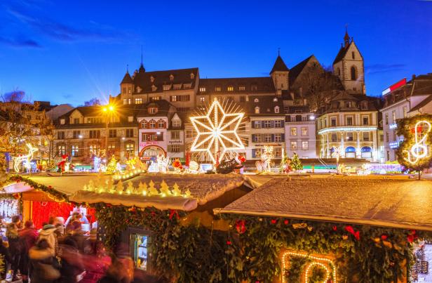 Christkindlmarkt / Weihnachtsmarkt in Basel