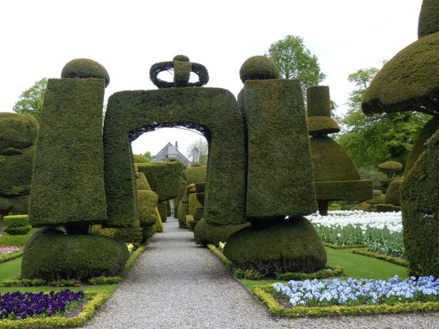 Der Topiary-Garten von Levens Hall im englischen Lake District