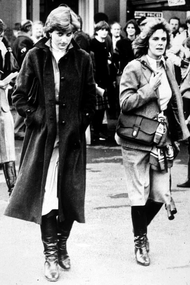 Lady Diana Spencer und Camilla Parker-Bowles bei den Ludlow Races 1980. Prinz Charles ritt mit.