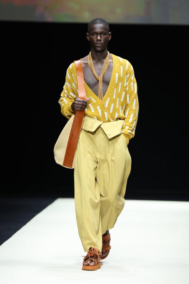 Emporio Armani - Runway - Milan Fashion Week - Menswear Spring/Summer 2025 Emporio Armani - Runway - Milan Fashion Week - Menswear Spring/Summer 2025