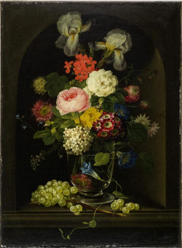 Ein Gemälde von Blumen, darunter Trauben. 