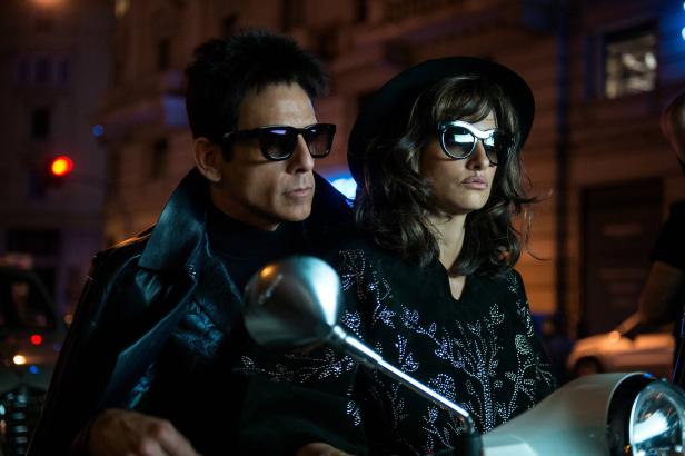 Zoolander 2 (2016) - filmstill Zoolander 2 (2016) Ben Stiller plays Derek Zoolander and Penelope Cruz plays Valentina Va